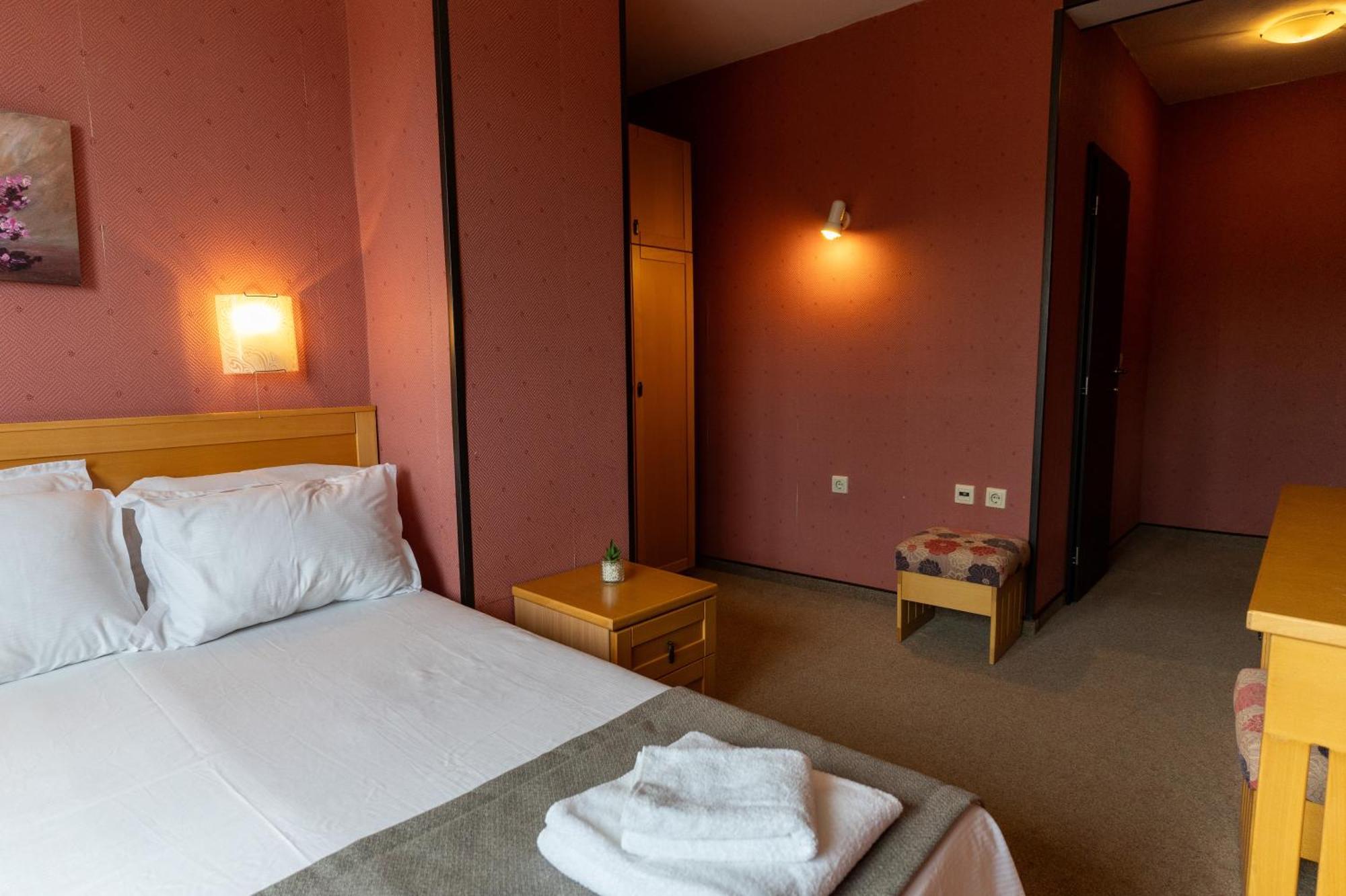Hotel Demetra Berkovica Exteriér fotografie