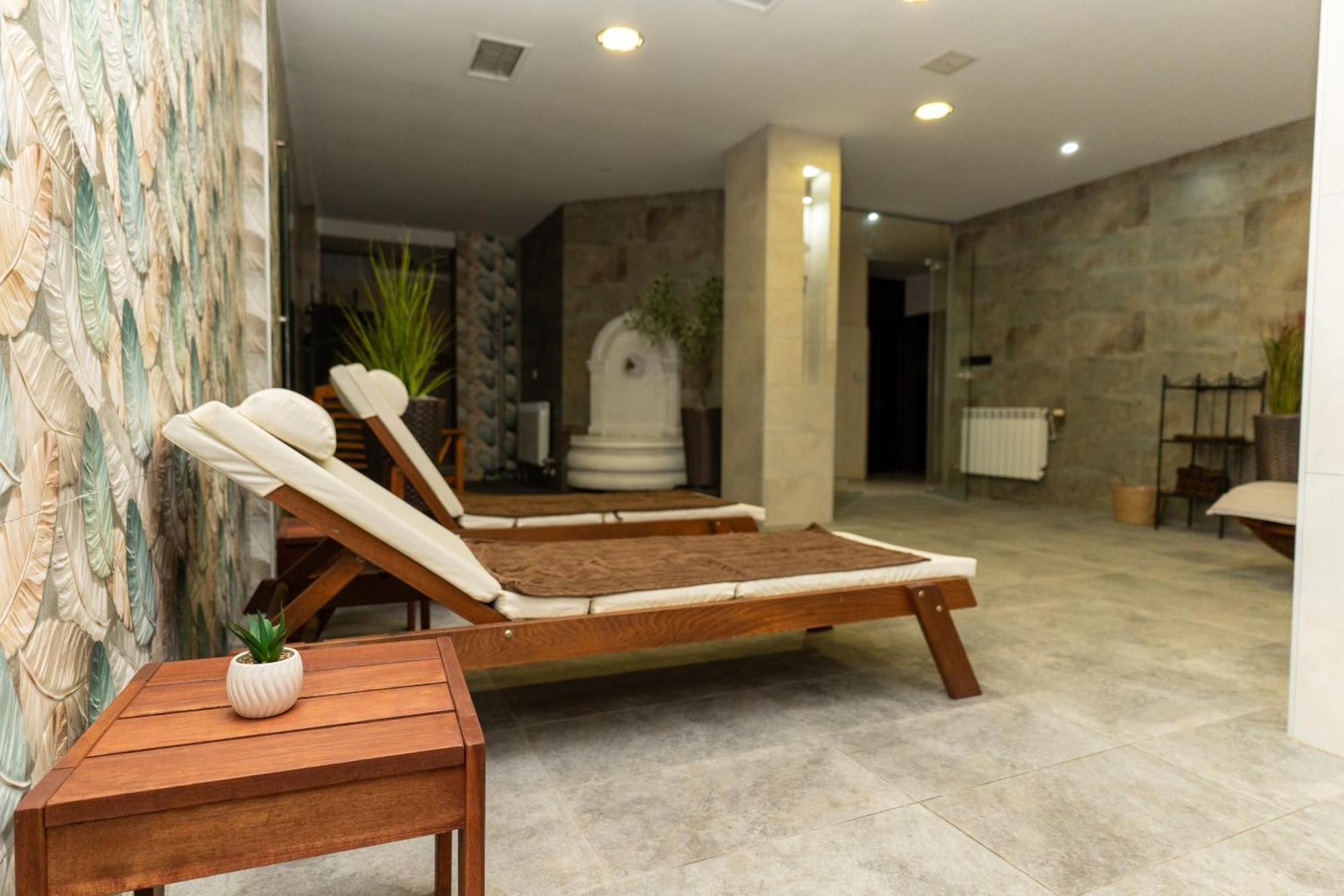 Hotel Demetra Berkovica Exteriér fotografie